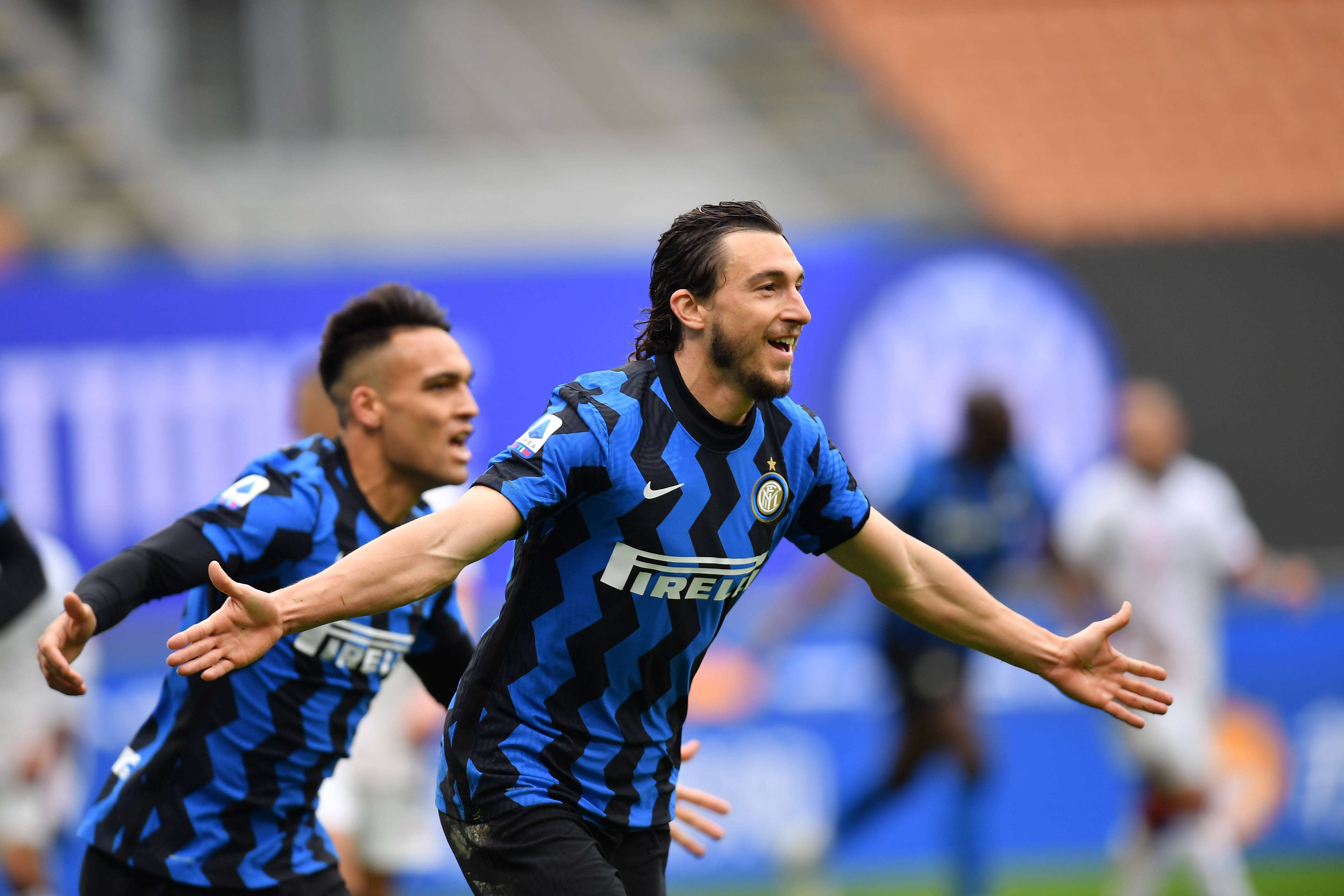 差距太大了！少爷金以四杀完美收官， LGD Gaming 击溃了 Anyone's Legend 。