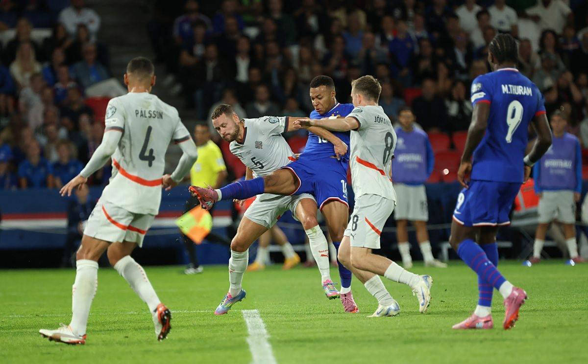 【前瞻】2025LPL春季赛 RNG vs LNG，Tarzan能帮LNG创造奇迹吗？