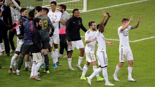 解说Joker：可靠消息，BLG全员留队则左手必然续约！目前仅打野未定！