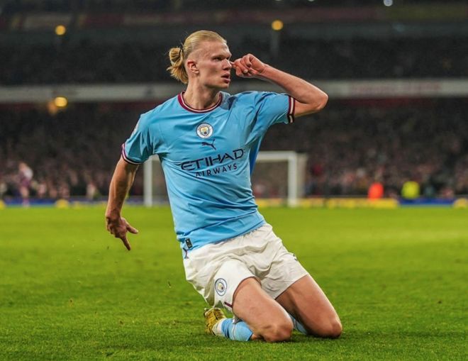 【持续更新】S11晋级队伍一览：LPL四队出征