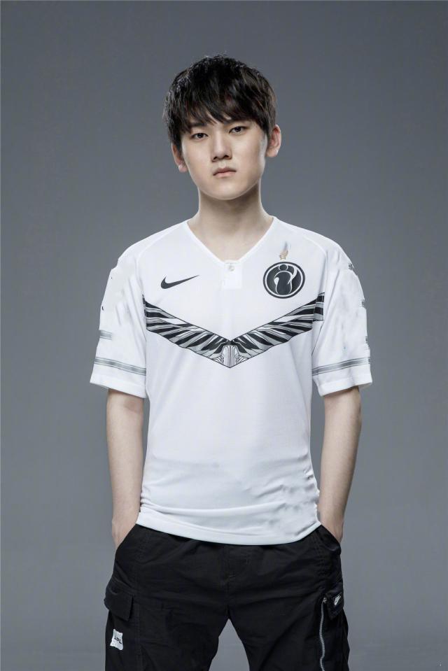 LPL昨日赛果及今日赛程：RA轻取TES，WBG迎来首秀